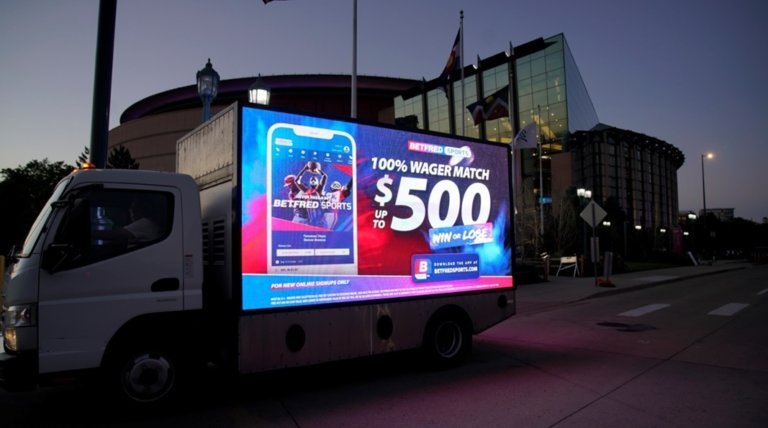 Mobile Ads Trucks: Eye-Catching Marketing on the Move